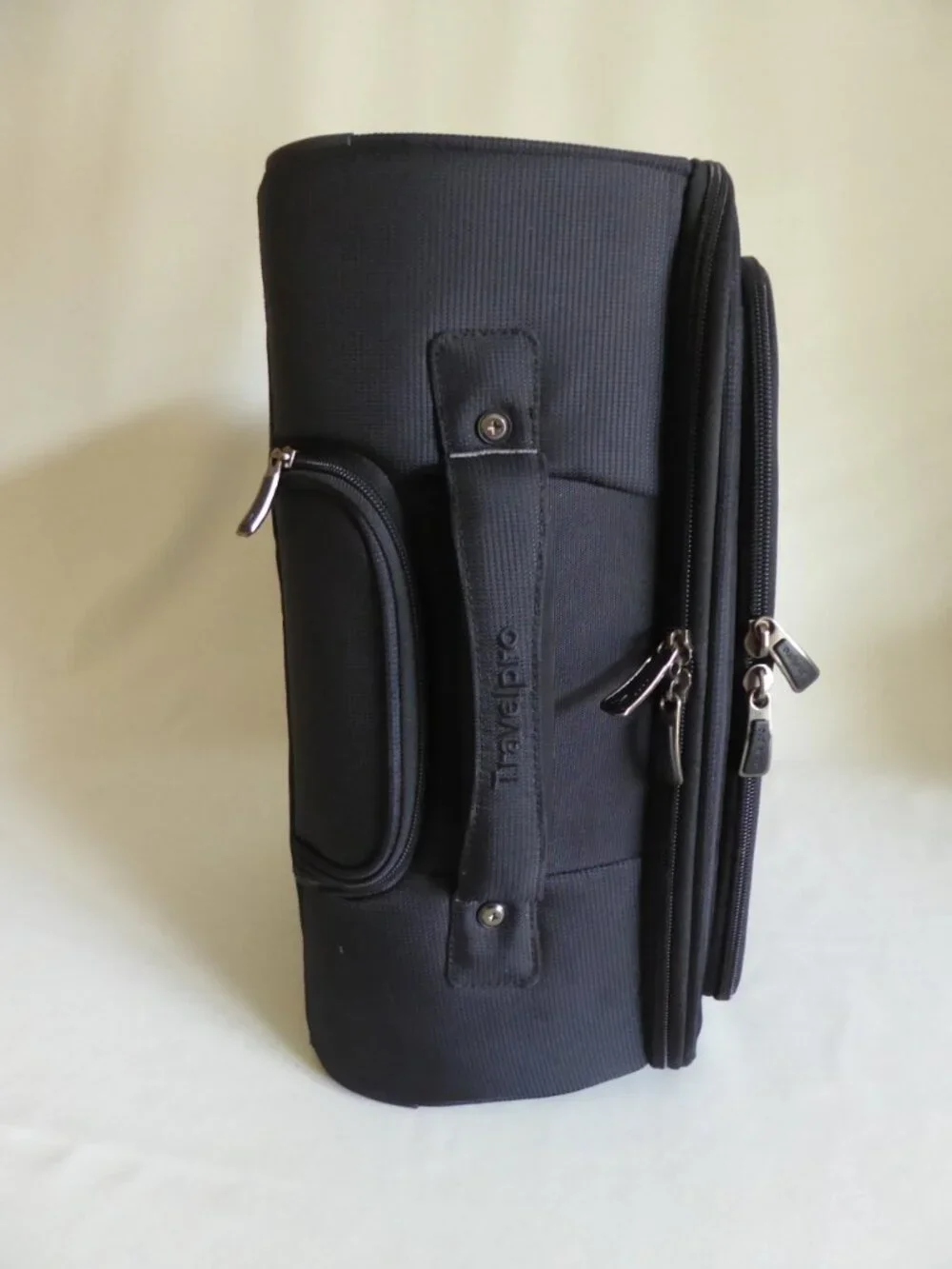 NEW TRAVELPRO MAX LITE 4 ROLLING TOTE TRAVEL CARRY ON BLACK SUITCASE